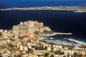 Korsikas duftende Bergwelt beim Wandern entdecken