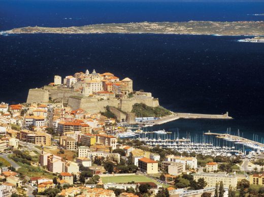 Korsikas duftende Bergwelt beim Wandern entdecken