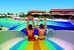 Poollanschaft des All inclusive-Hotels Paradiso.
