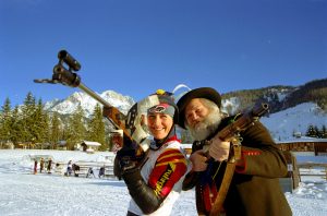 Winterurlaub mit Schuss:  Den Skijägern auf der Spur