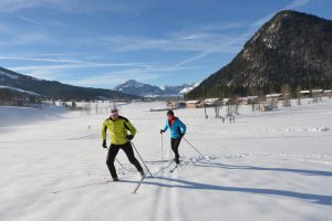 Fit im Winter: Langlauf gehört zu den ungefährlichsten Wintersportarten.