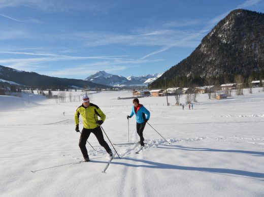 Fit im Winter: Langlauf gehört zu den ungefährlichsten Wintersportarten.