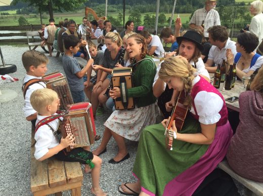 Musik am Berg: Konzerte auf Almen und Berggasthäusern im Tiroler Pillerseetal.