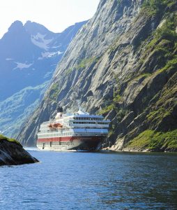 2500 Meilen zu den blauen Wundern des Nordens